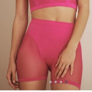 Anthro boy shortSeamless Pink mesh